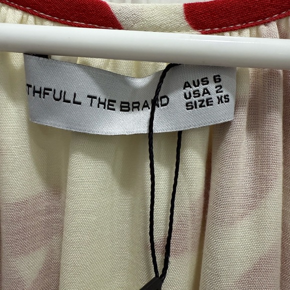 FAITHFULL THE BRAND x REVOLVE Salone Mini Dress in Red Floral - Picture 6 of 7